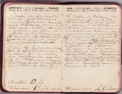 <p>— Dimanche 28 JANVIER.<br class='autobr' />
Le matin : Je fais moudre<br class='autobr' />
50 kg de pois chiches<br class='autobr' />
pour Amouric Baptistin<br class='autobr' />
puis : A Séderon pour m'<br class='autobr' />
aller faite raser (40 cent.)<br class='autobr' />
et apporter un litre de<br class='autobr' />
pétrole de chez C. Jarjayes<br class='autobr' />
(1 F 30 cent.) et pour 2 F<br class='autobr' />
40 cent. de pain de chez<br class='autobr' />
Espieu</p>
<p>Le soir : Je fais encore moudre<br class='autobr' />
50 kg de pois chiches pour<br class='autobr' />
le même que ce matin<br class='autobr' />
qui me paye la mouture<br class='autobr' />
(4 F) Plaindoux d'Eygalayes<br class='autobr' />
me paye aussi la mouture<br class='autobr' />
de 125 kg de blé (5 F).
<br />— Recettes :	9 F<br class='autobr' />
Dépenses : 1 F 70 cent.
<br />— Lundi 29 JANVIER.<br class='autobr' />
Le matin : Je balaye ma<br class='autobr' />
cuisine puis je lave<br class='autobr' />
25 bouteilles et à midi<br class='autobr' />
je vais à l'autobus du<br class='autobr' />
Buis pour recevoir<br class='autobr' />
mes 4 colis de literie que<br class='autobr' />
j'avais commandés le 2 courant L'autobus<br class='autobr' />
me prend 4 F 50 cent pour<br class='autobr' />
les 4 colis du transport<br class='autobr' />
à partir du Buis ici</p>
<p>Le soir : Je fais une<br class='autobr' />
vingtaine de kilos de<br class='autobr' />
bourelette pour Ravoux<br class='autobr' />
de Mévouillon et je la tamise<br class='autobr' />
Lombard Paul me vient<br class='autobr' />
faire cavalet pour<br class='autobr' />
couper le bois.
<br />— Dépenses : 4 F 50 c</p>© Essaillon
